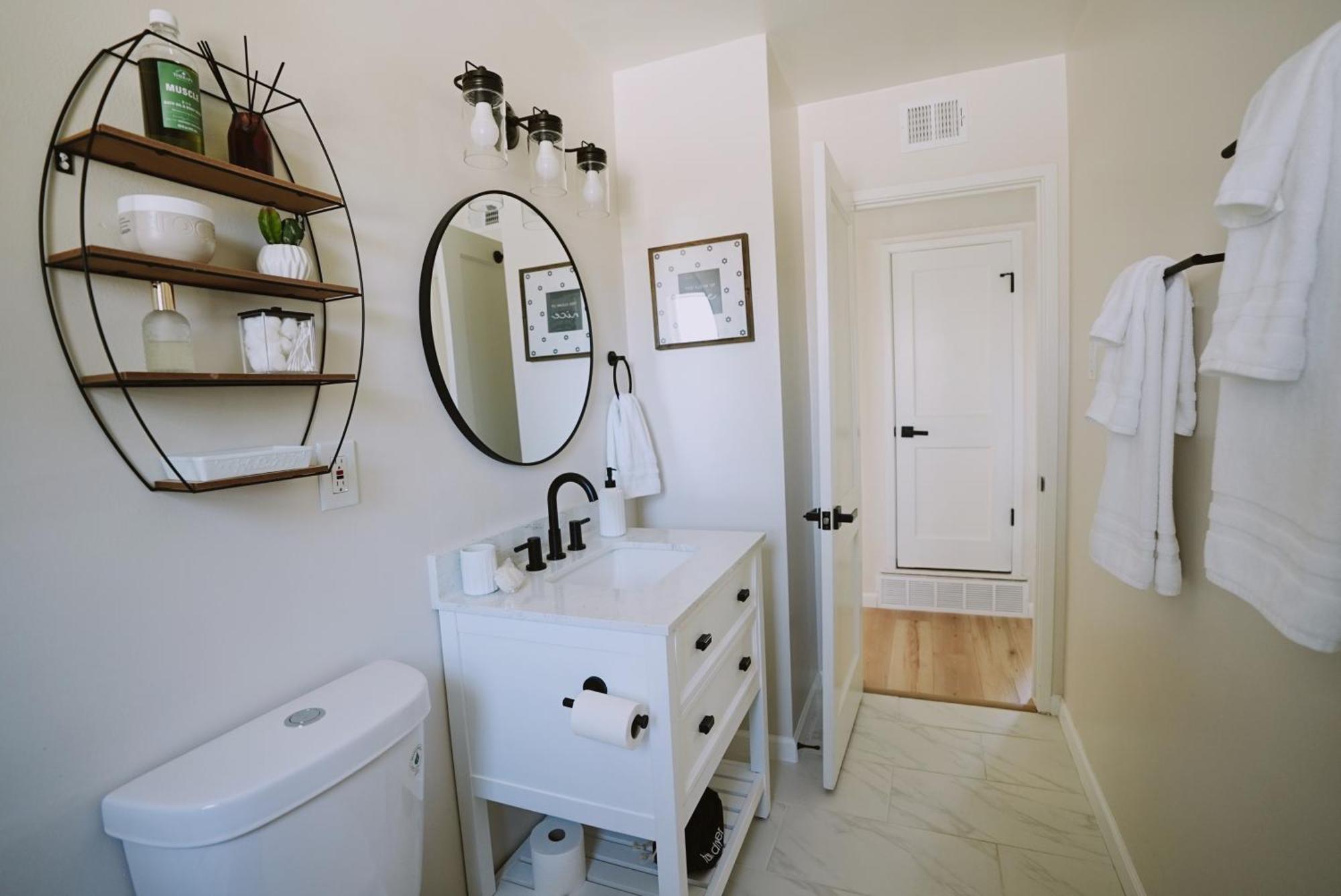 Centrally Located! Remodeled! Huge Backyard! The White House Albuquerque Exteriér fotografie