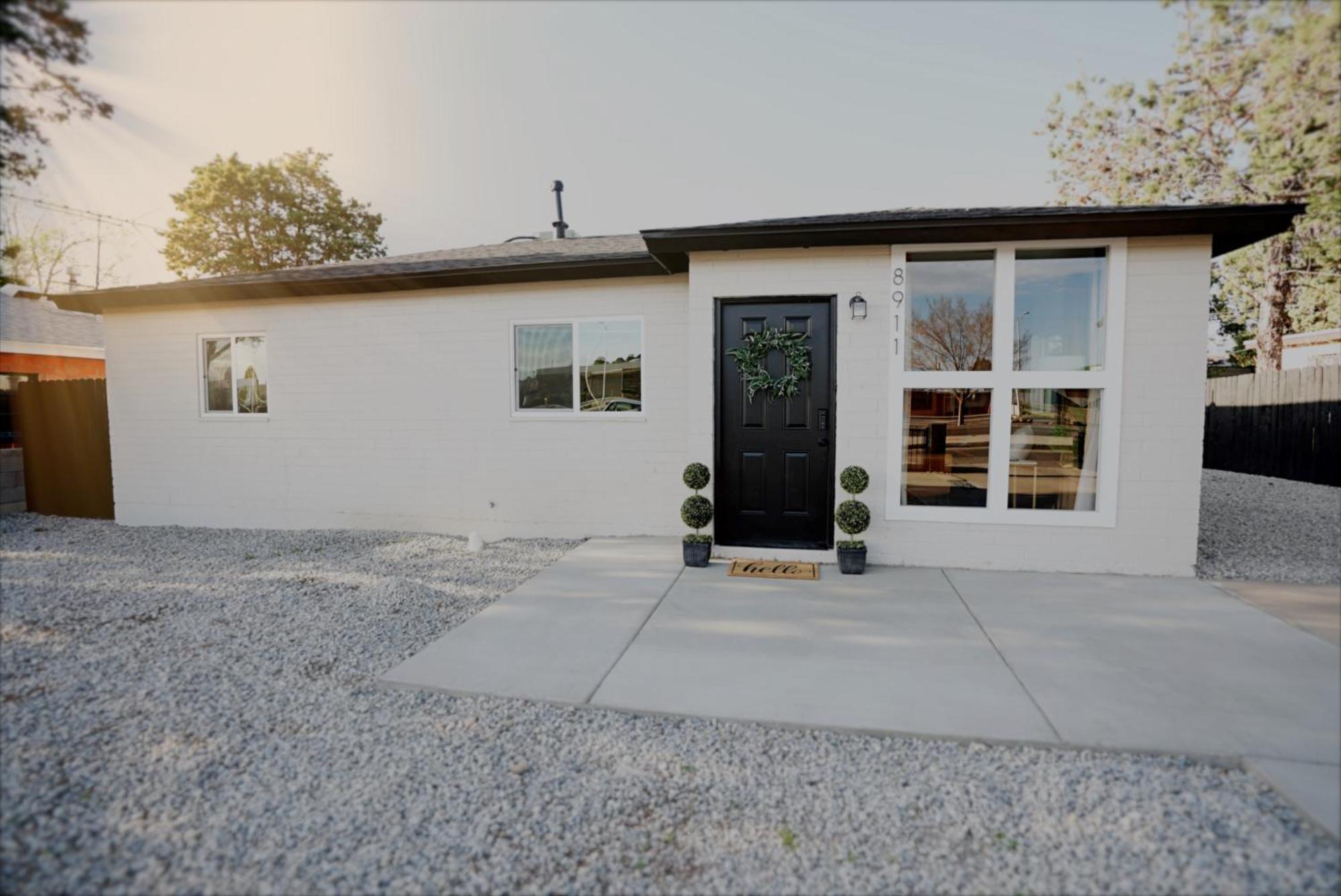Centrally Located! Remodeled! Huge Backyard! The White House Albuquerque Exteriér fotografie