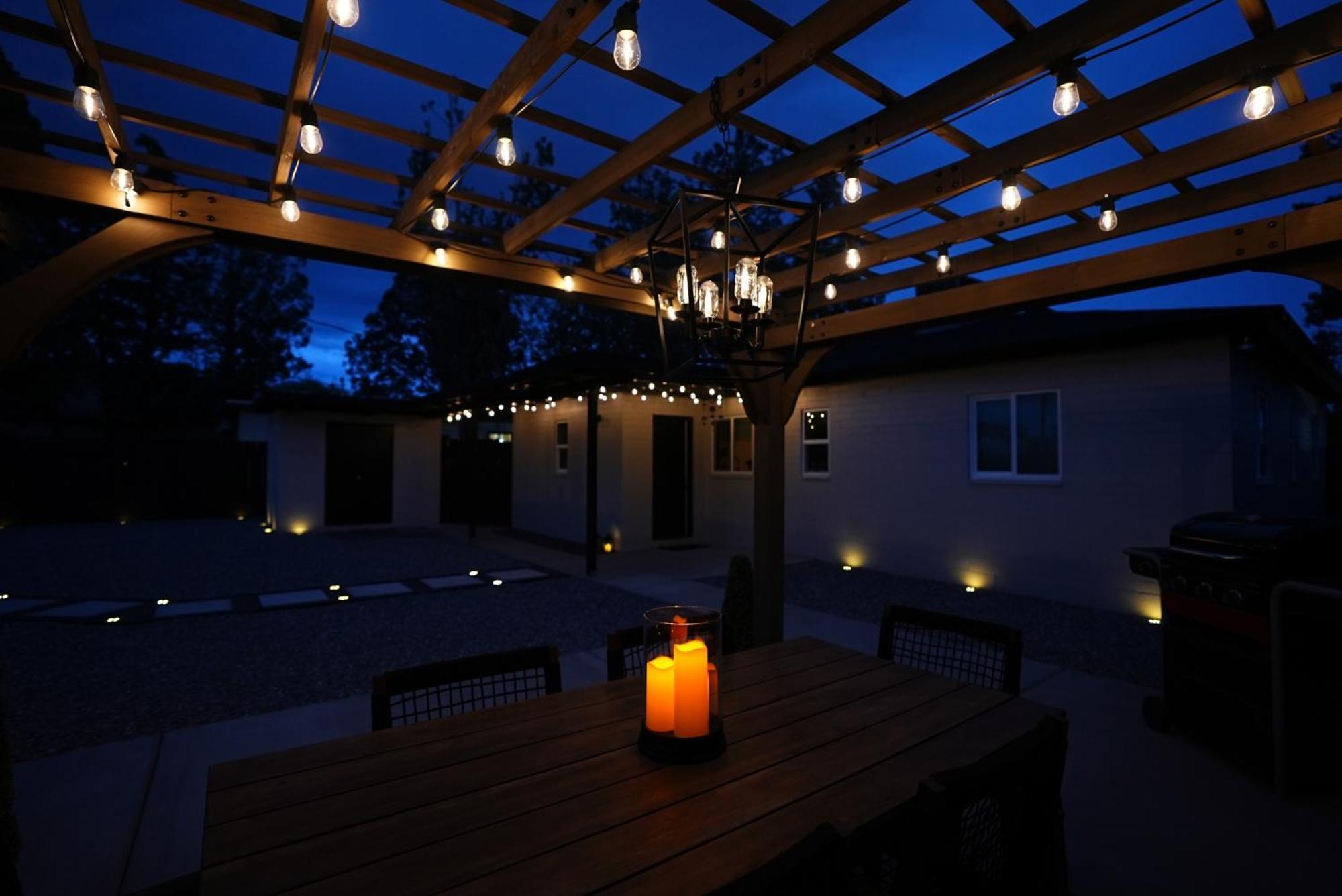 Centrally Located! Remodeled! Huge Backyard! The White House Albuquerque Exteriér fotografie